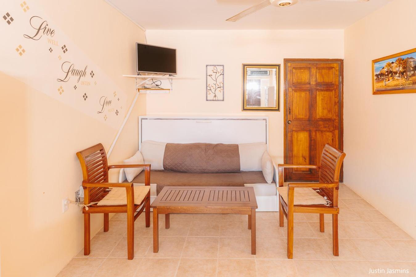 Nos Krusero Apartments Westpunt Εξωτερικό φωτογραφία